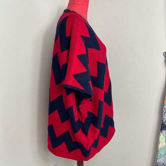 NWT Francesca’s Sweater Cardigan (L) - Picture 2 of 8